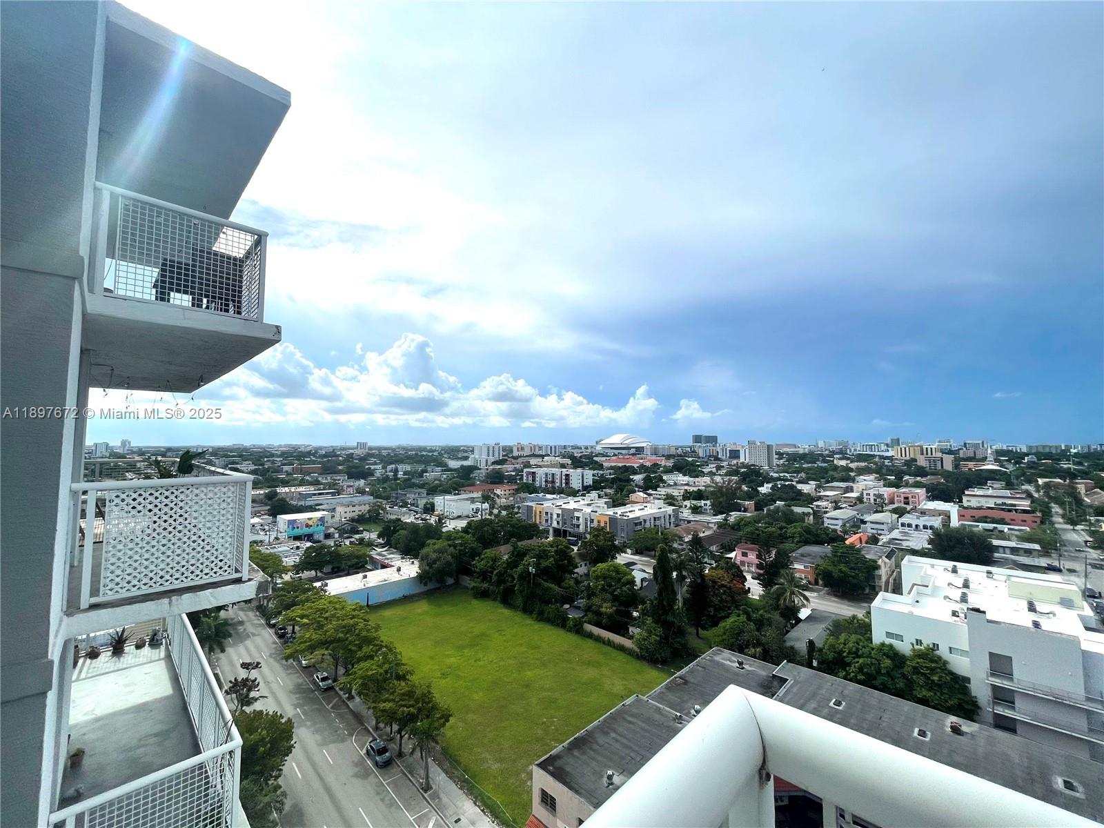 900 SW 8th St #1505 Miami, FL 33130