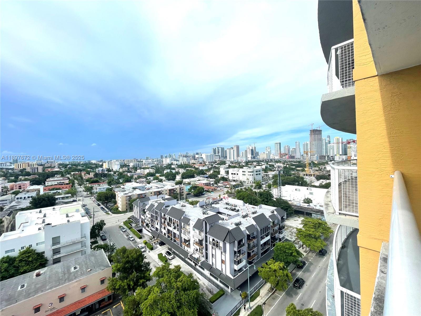 900 SW 8th St #1505 Miami, FL 33130