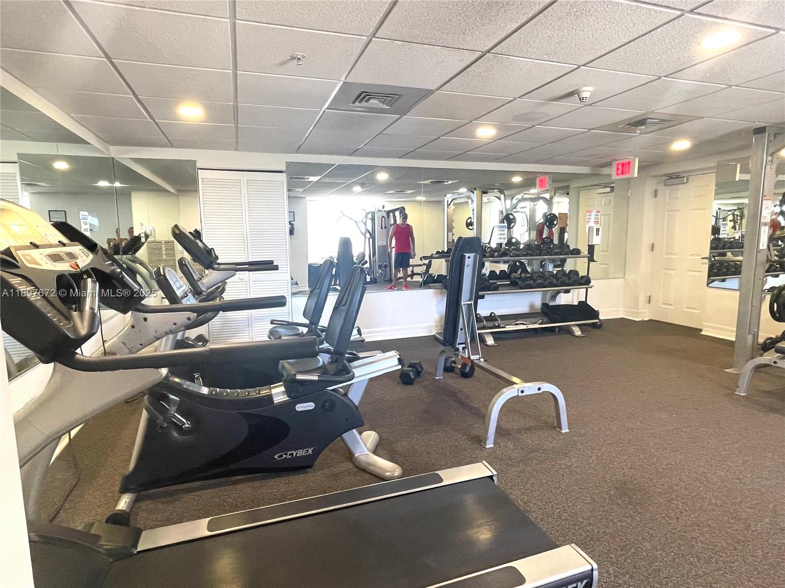 900 SW 8th St #1505 Miami, FL 33130