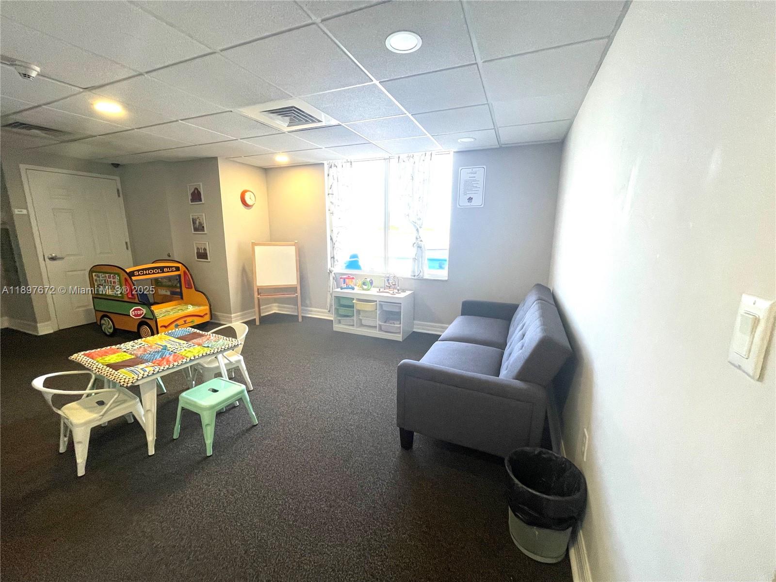 900 SW 8th St #1505 Miami, FL 33130