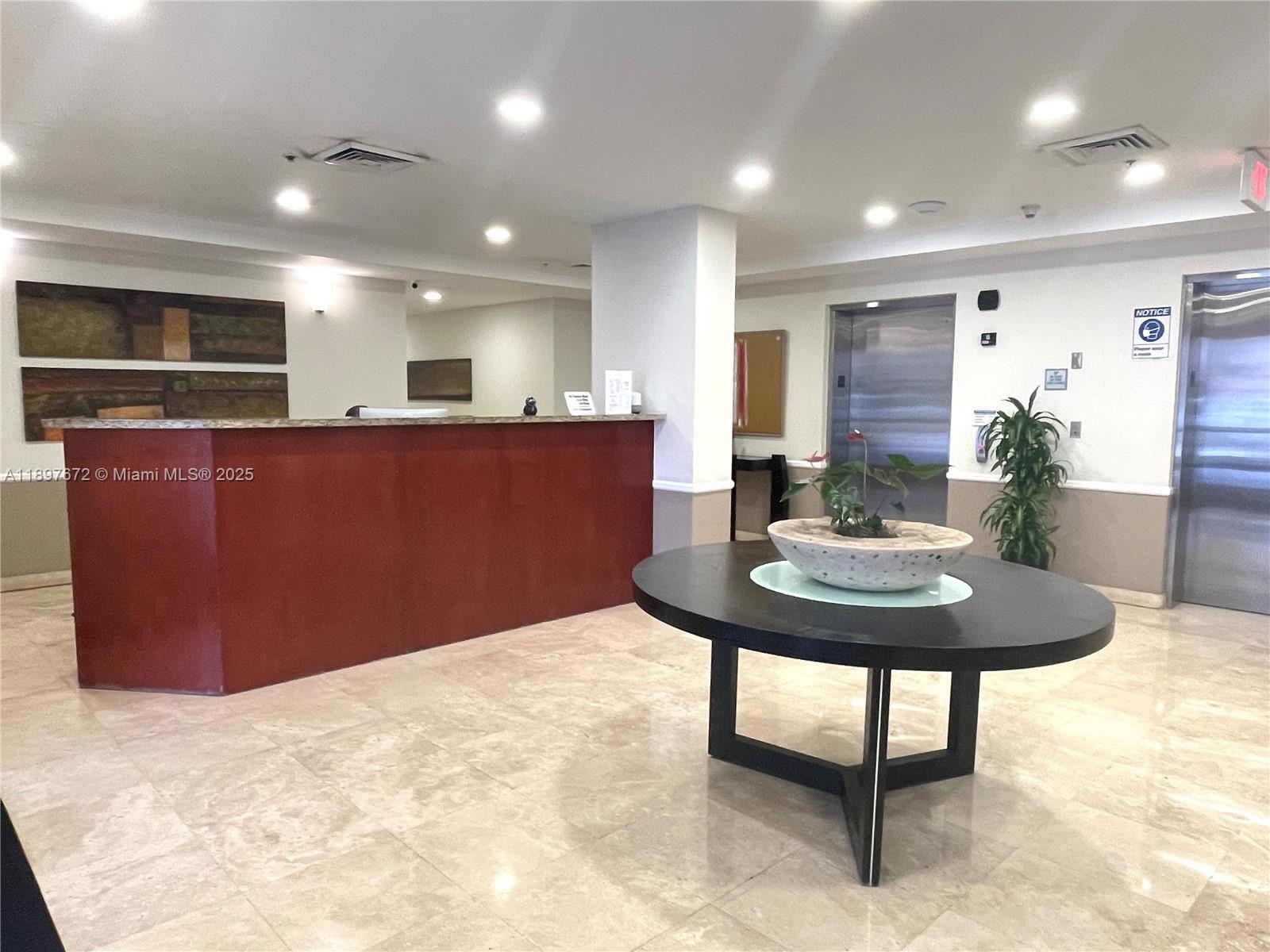 900 SW 8th St #1505 Miami, FL 33130