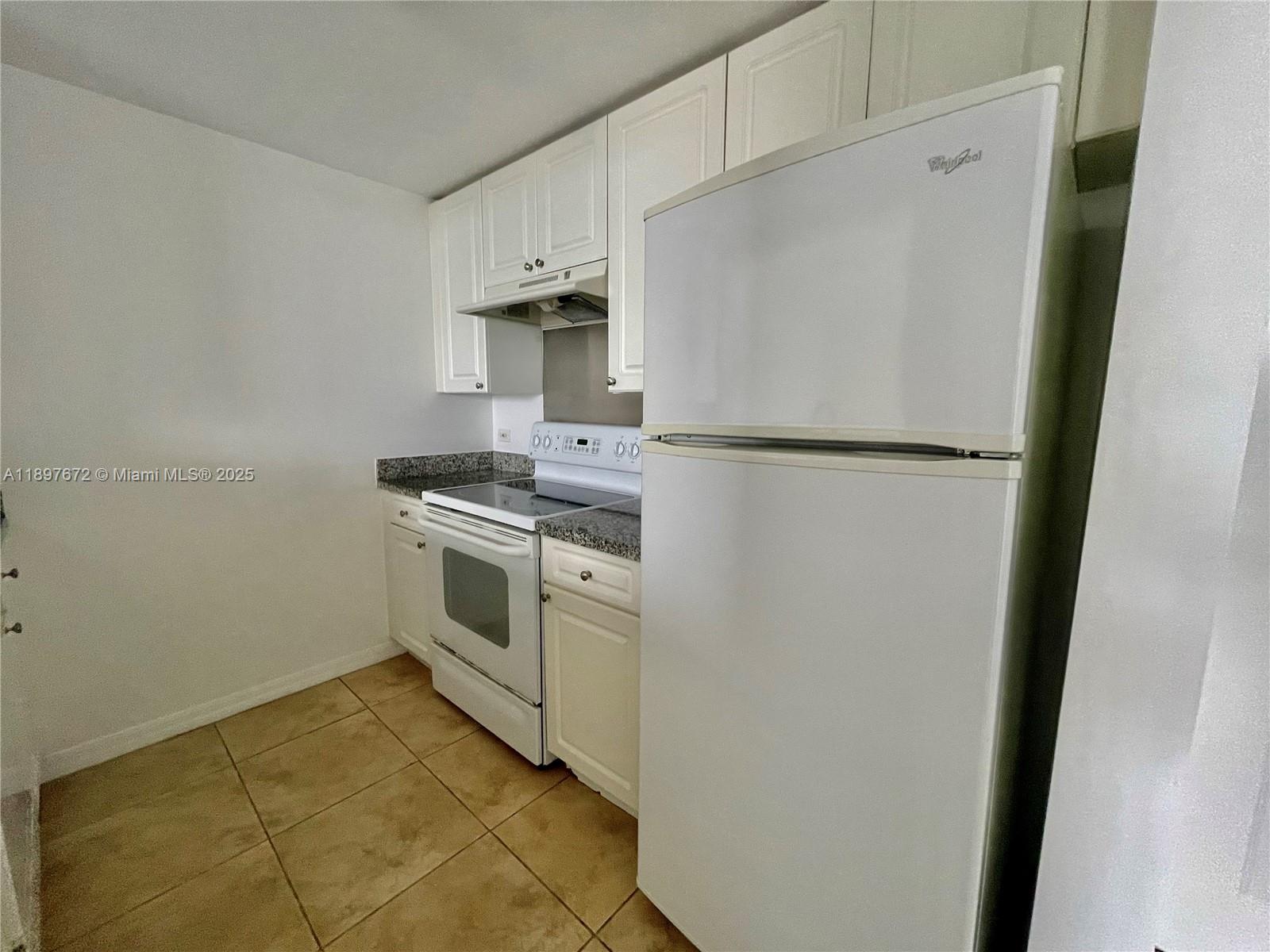 900 SW 8th St #1505 Miami, FL 33130