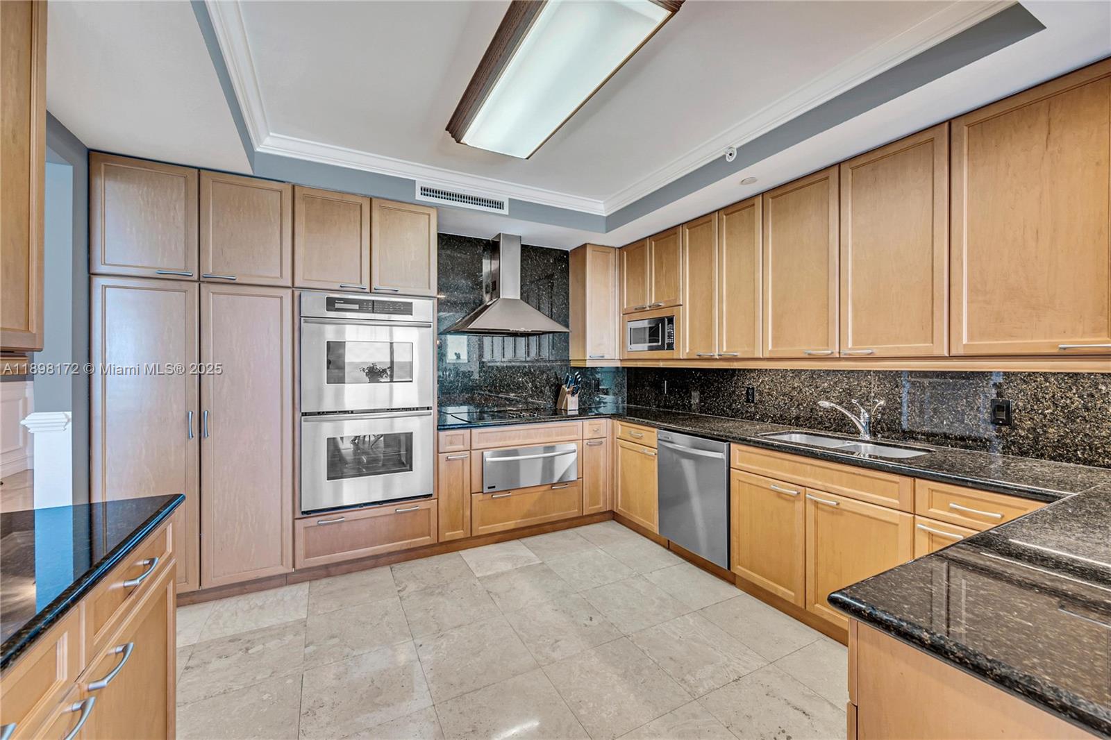 image Hamptons South31