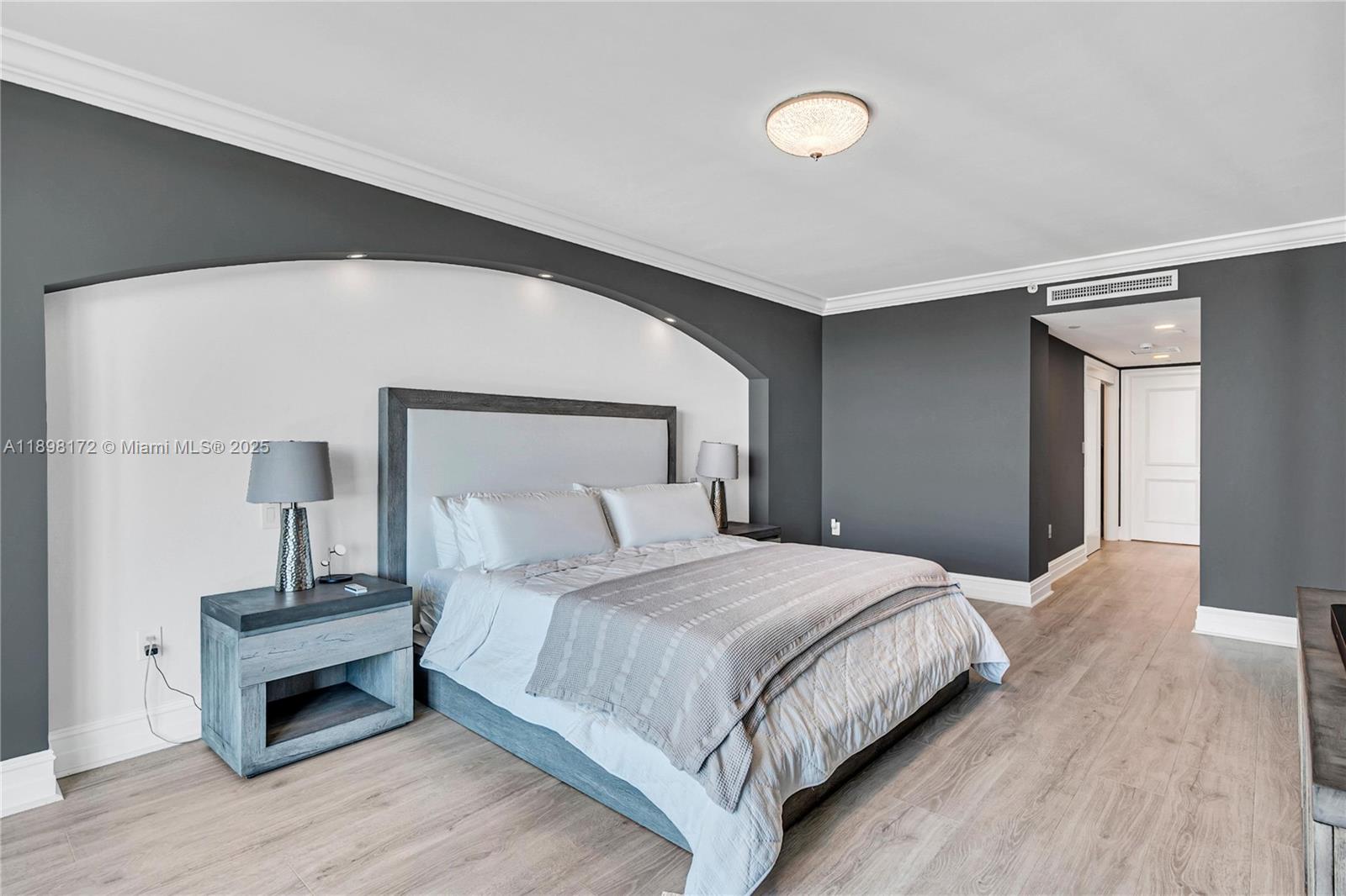 image Hamptons South46