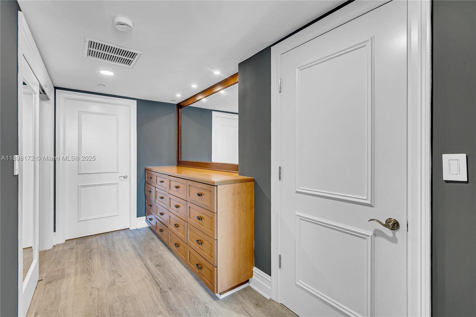 image Hamptons South47