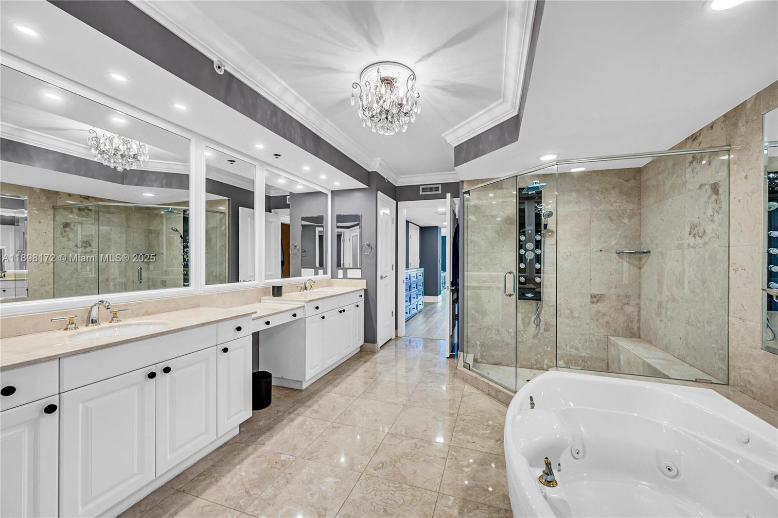 image Hamptons South50