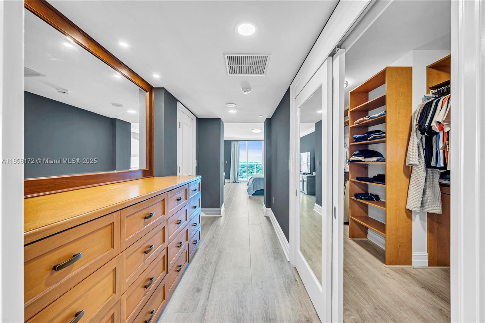 image Hamptons South53