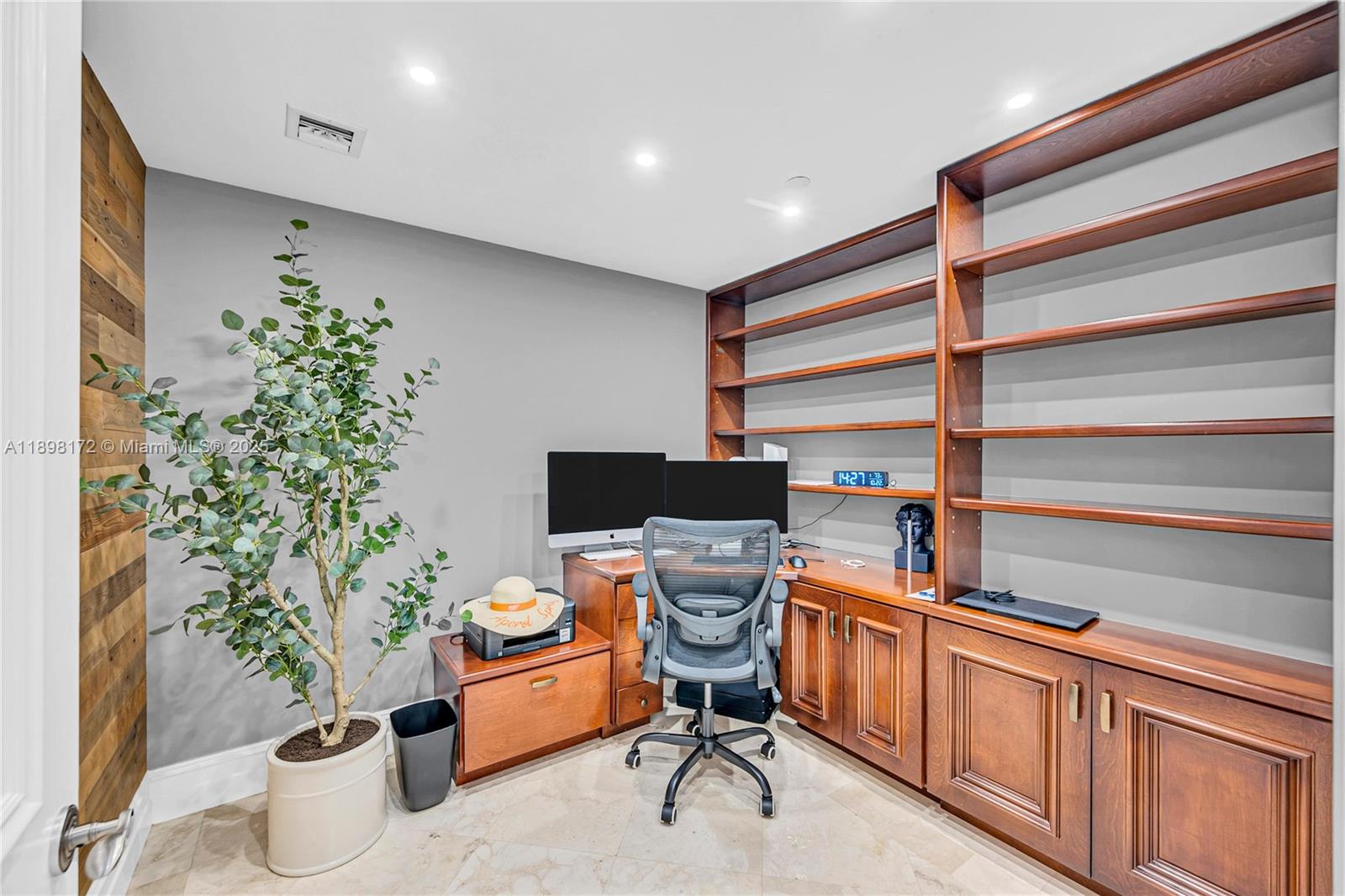 image Hamptons South62