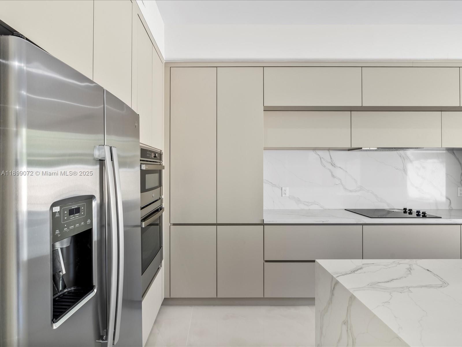 21227 NE 31st Pl #21227 Aventura, FL 33180