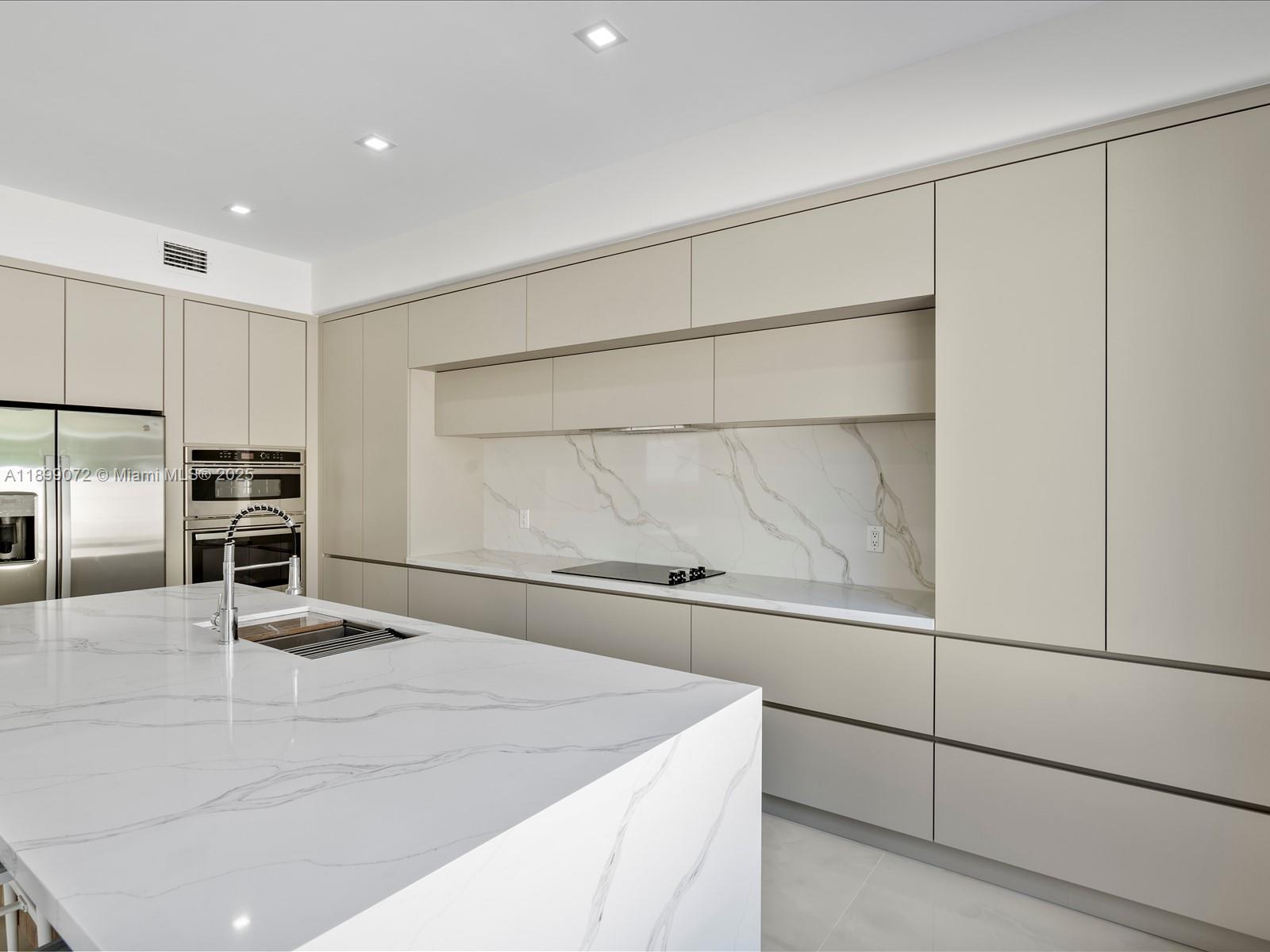 21227 NE 31st Pl #21227 Aventura, FL 33180