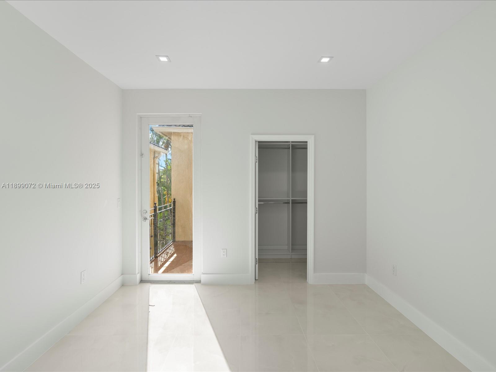 21227 NE 31st Pl #21227 Aventura, FL 33180