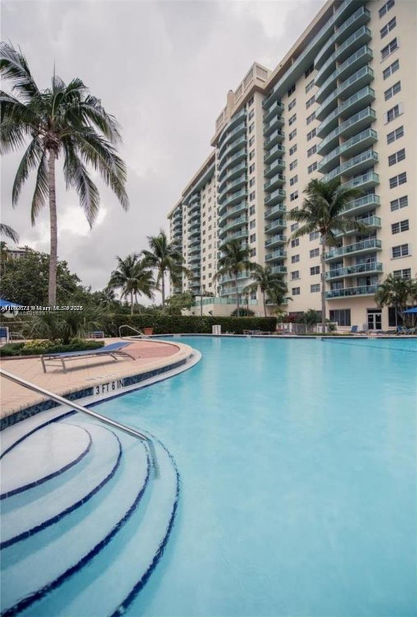 19380 Collins Ave #224