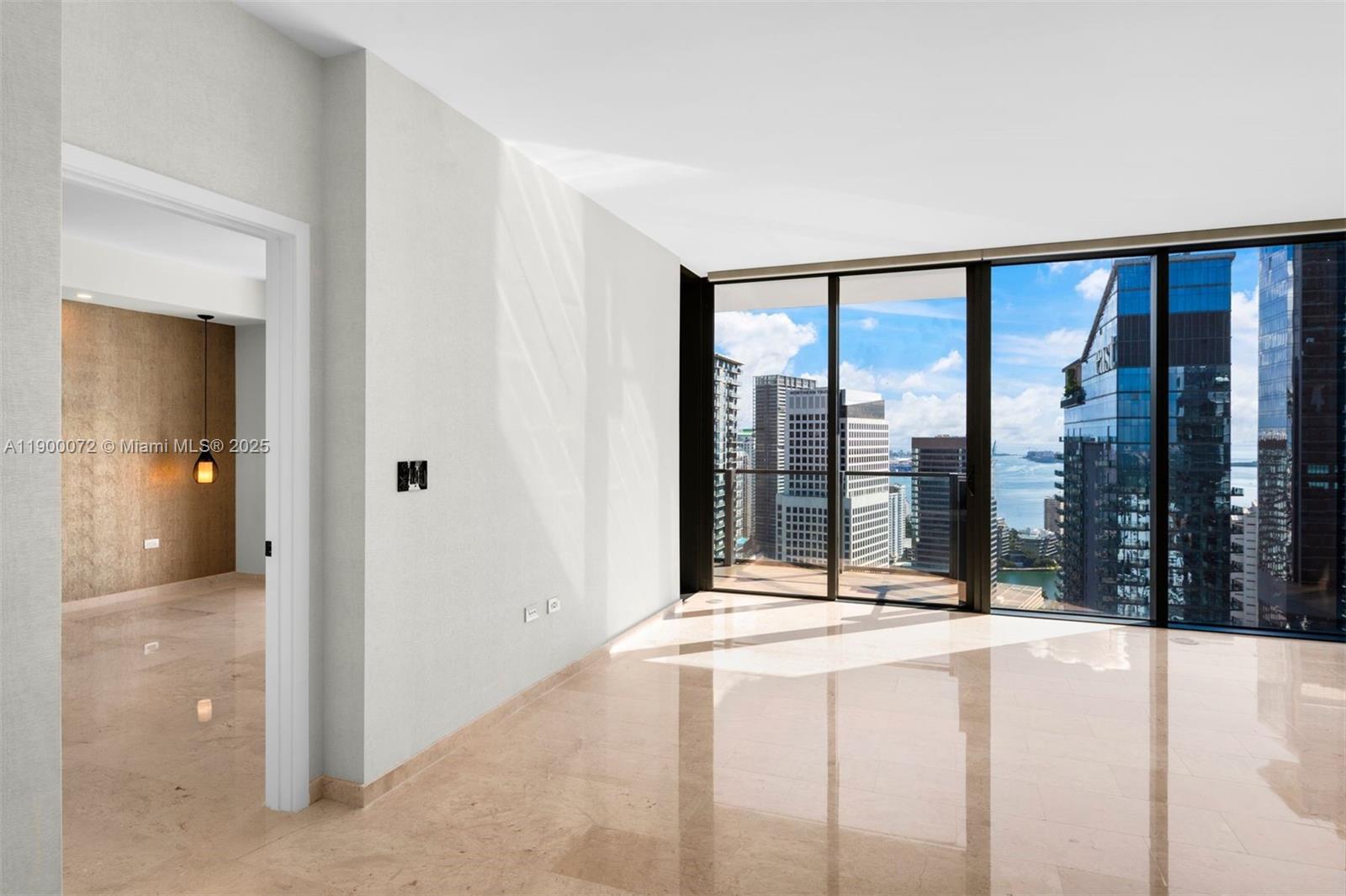 image Rise Condominium11