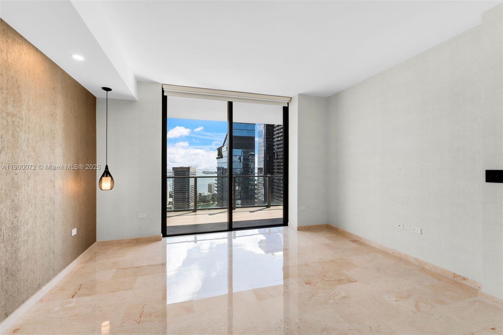 image Rise Condominium17