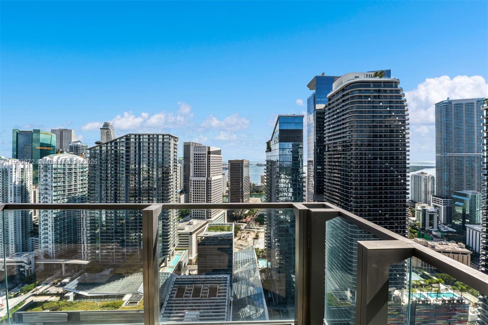 image Rise Condominium22