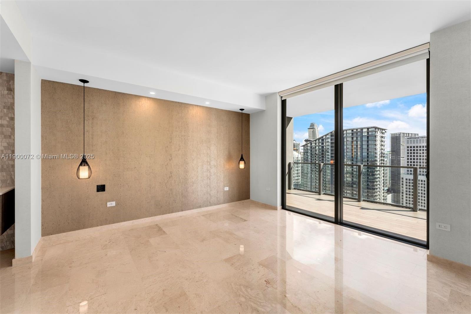 image Rise Condominium3