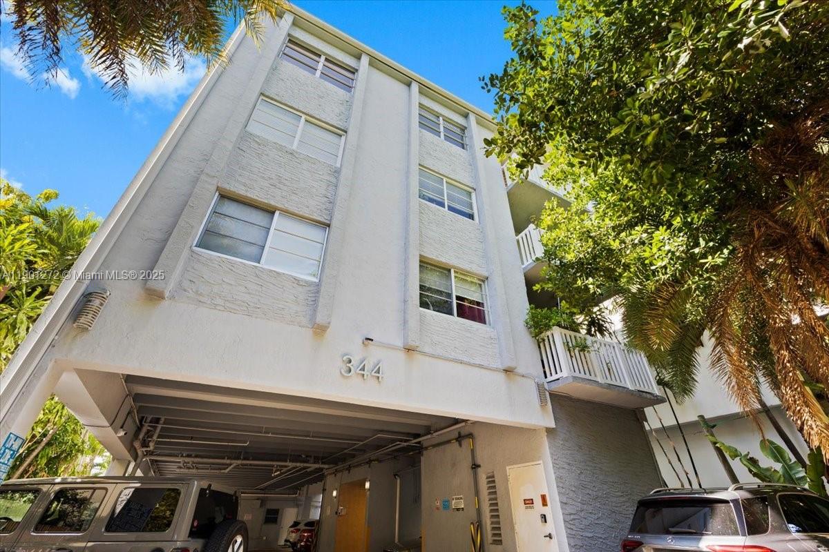 344 Meridian Ave #4D