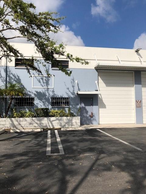 8343 NW 64th St #5