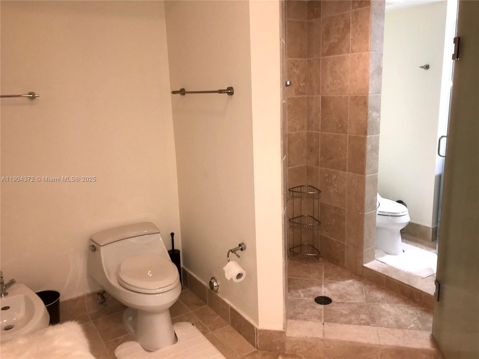 18201 Collins Ave #5104 Sunny Isles Beach, FL 33160