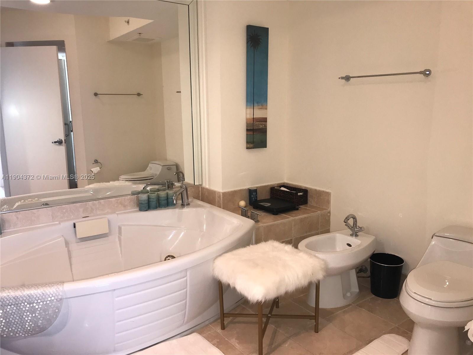 18201 Collins Ave #5104 Sunny Isles Beach, FL 33160