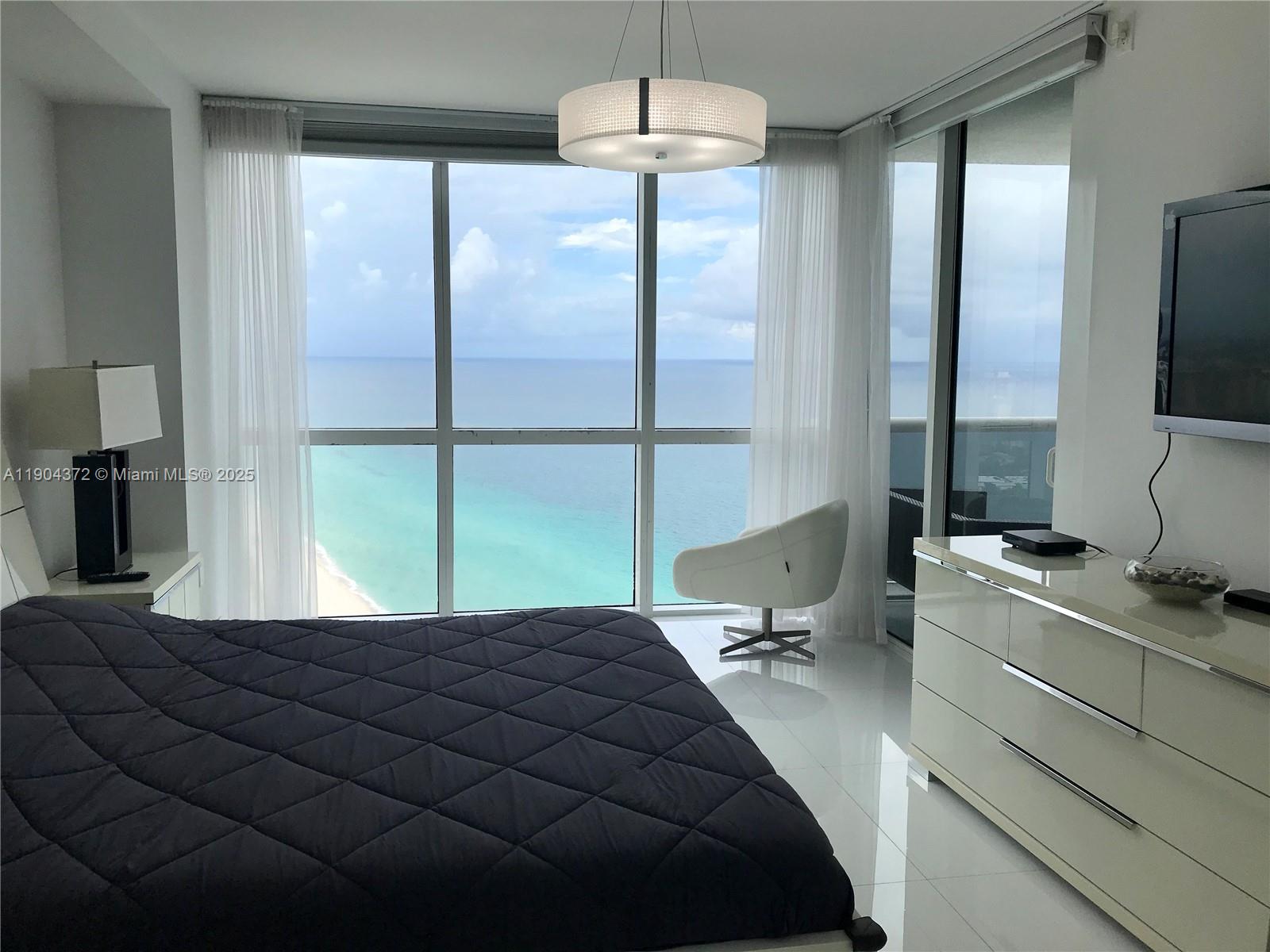 18201 Collins Ave #5104 Sunny Isles Beach, FL 33160