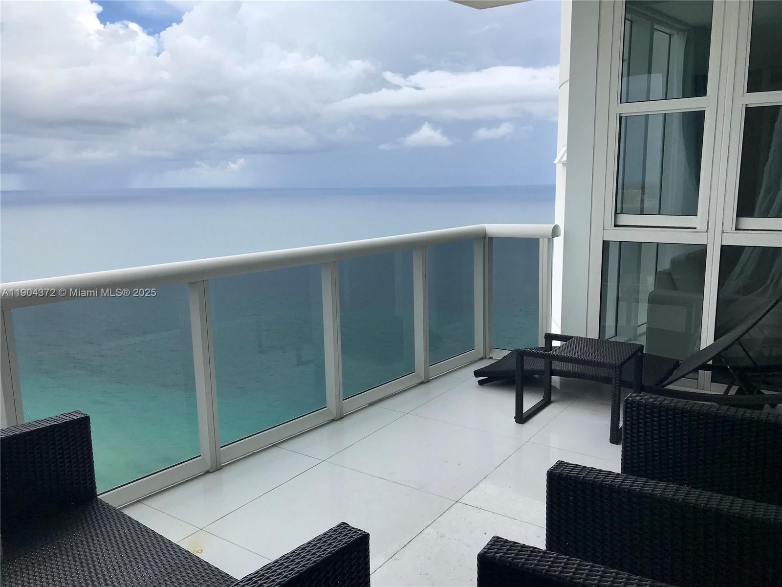 18201 Collins Ave #5104 Sunny Isles Beach, FL 33160
