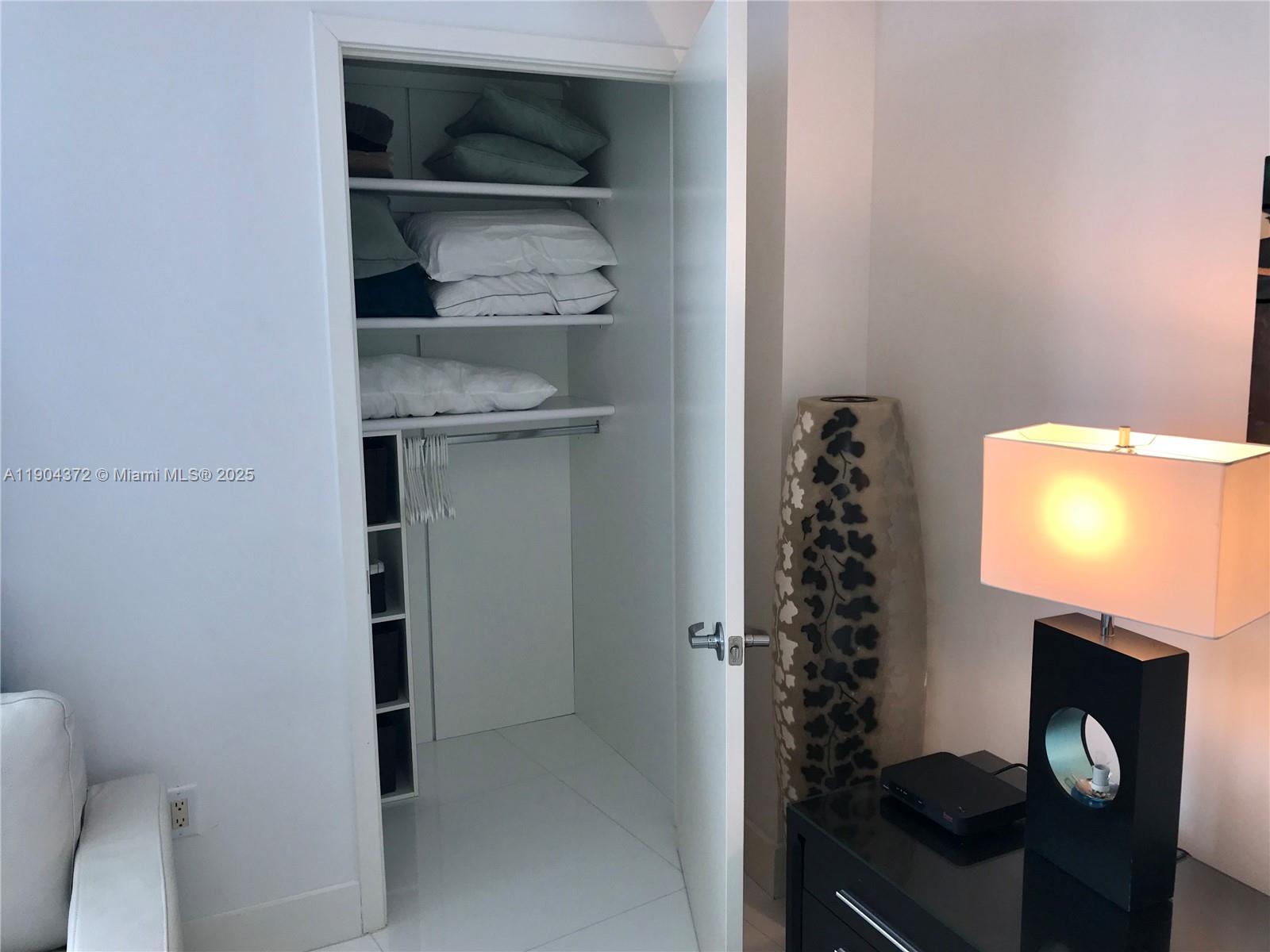 18201 Collins Ave #5104 Sunny Isles Beach, FL 33160