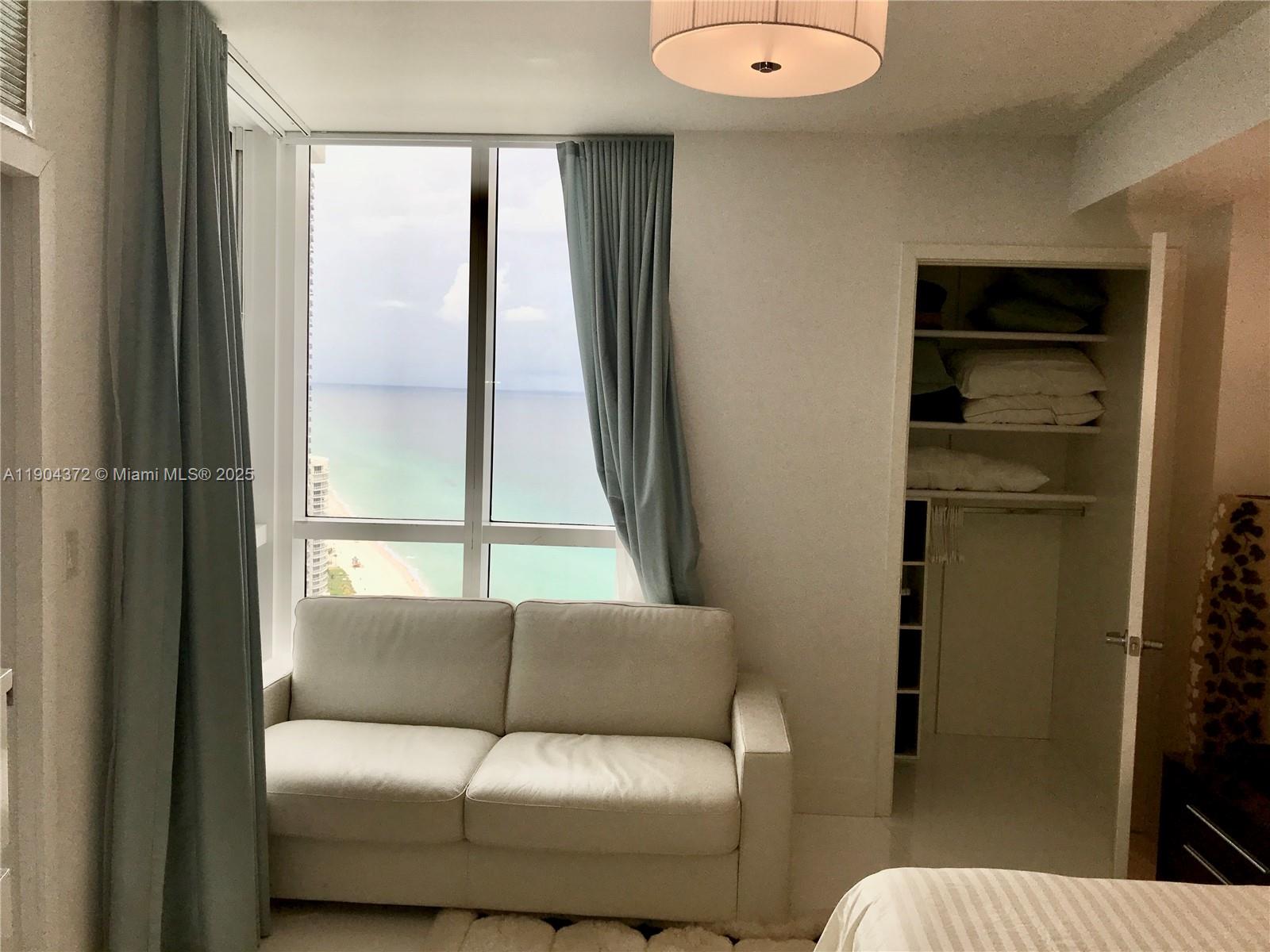 18201 Collins Ave #5104 Sunny Isles Beach, FL 33160