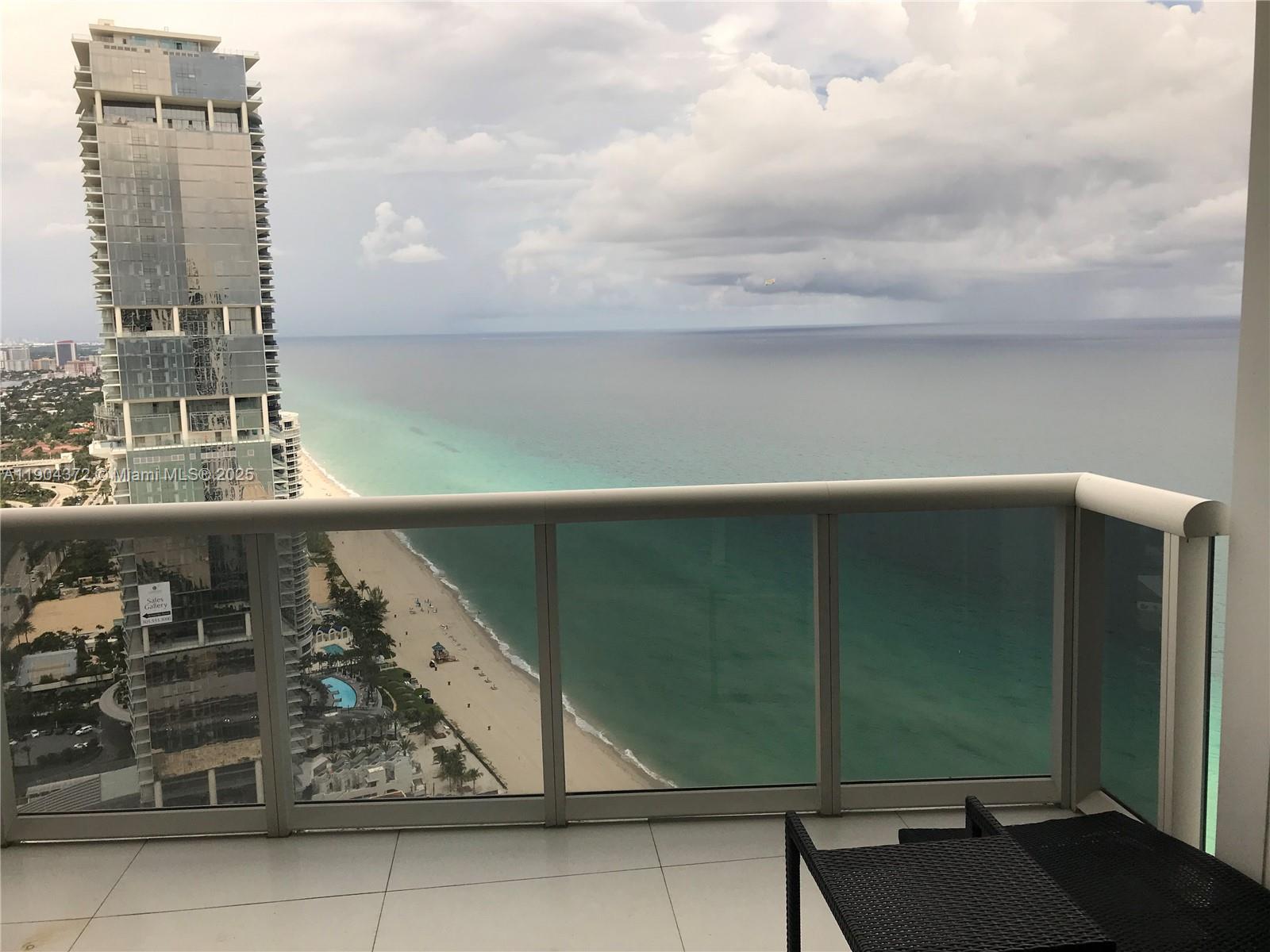18201 Collins Ave #5104 Sunny Isles Beach, FL 33160