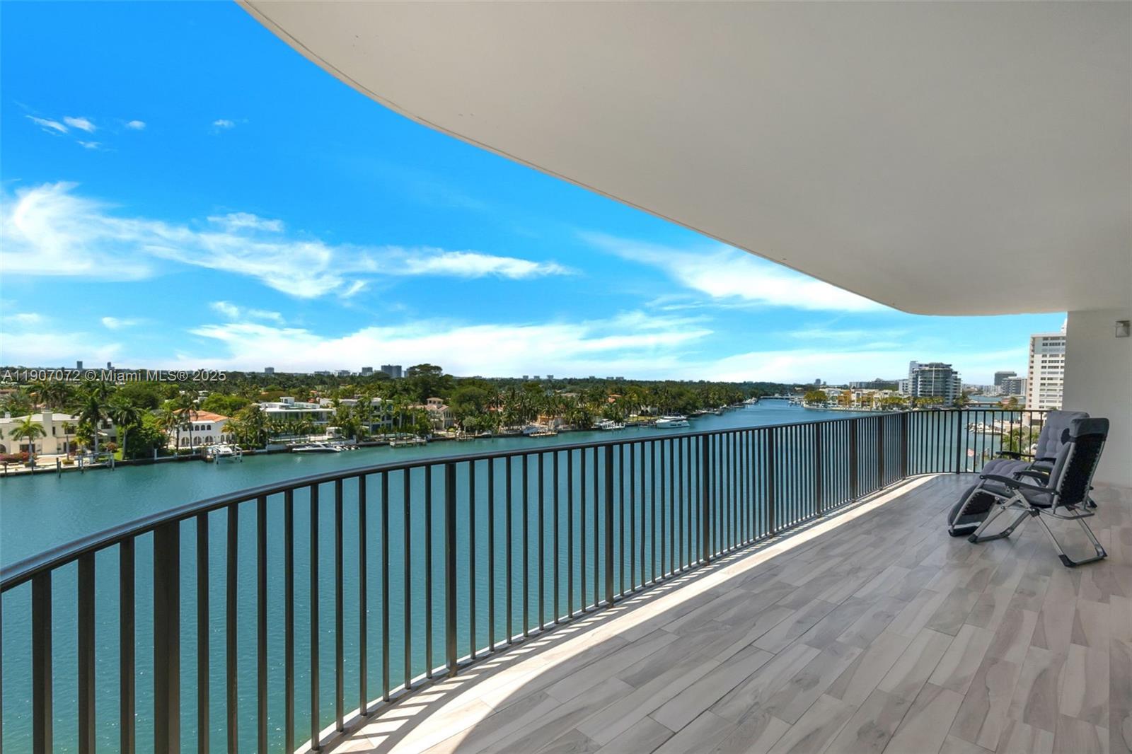 5660 Collins Ave #7E