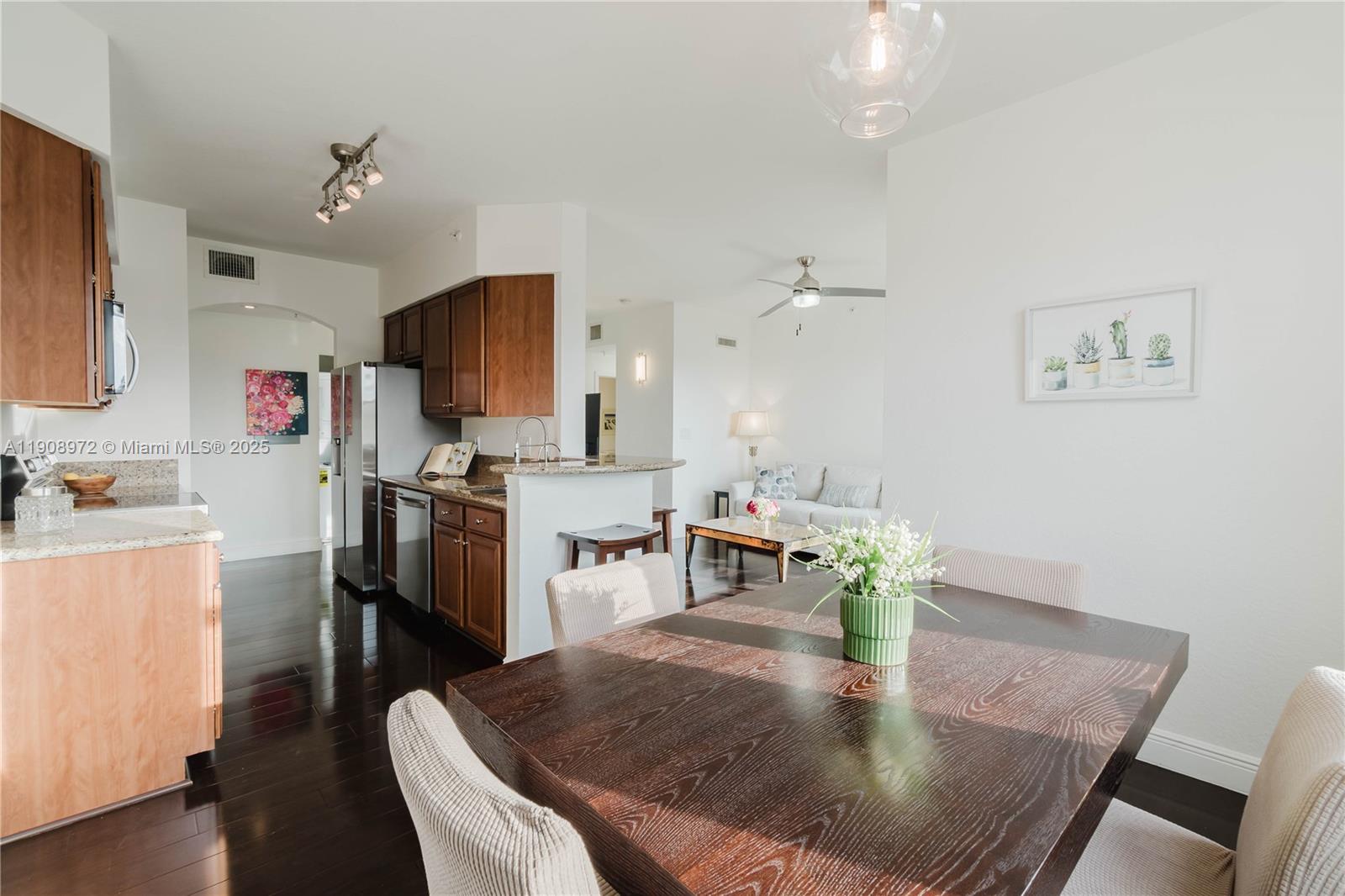 9021 SW 94th St #307