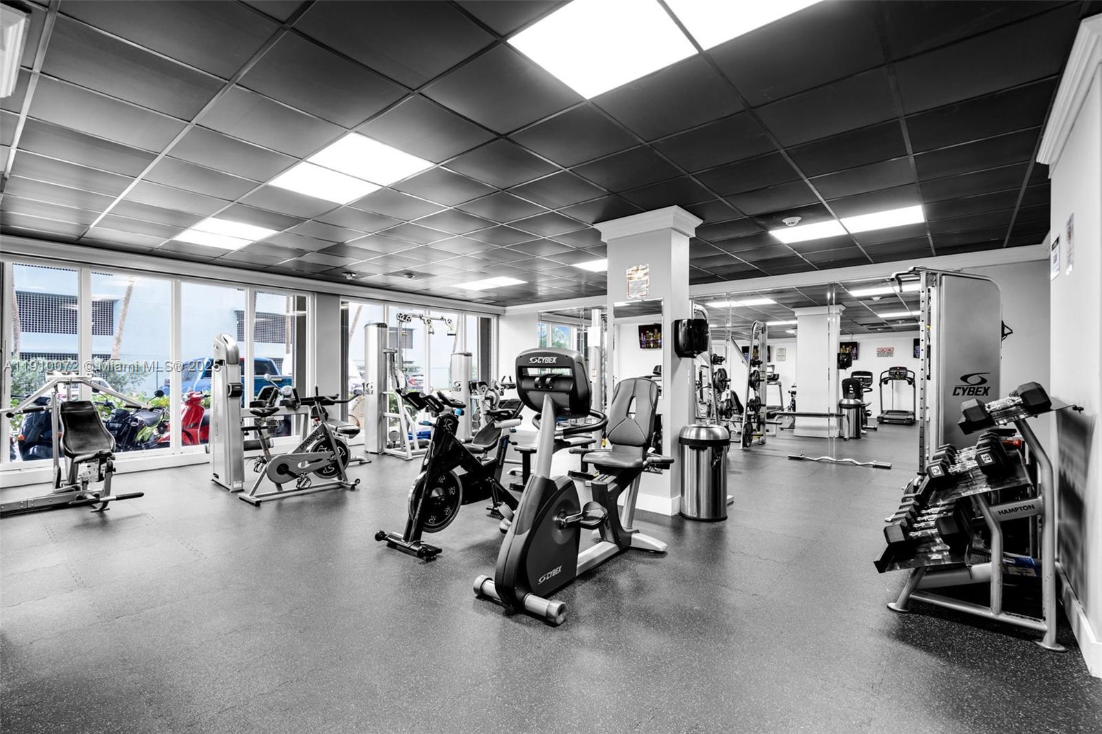 1865 79th St Cswy #PHI North Bay Village, FL 33141