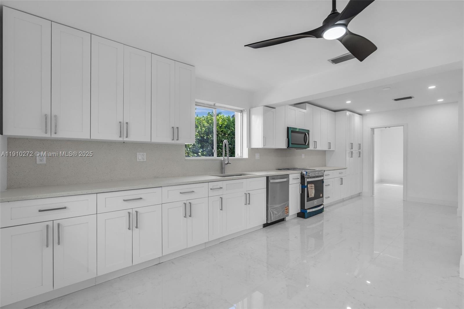 7021 SW 107th St Pinecrest, FL 33156