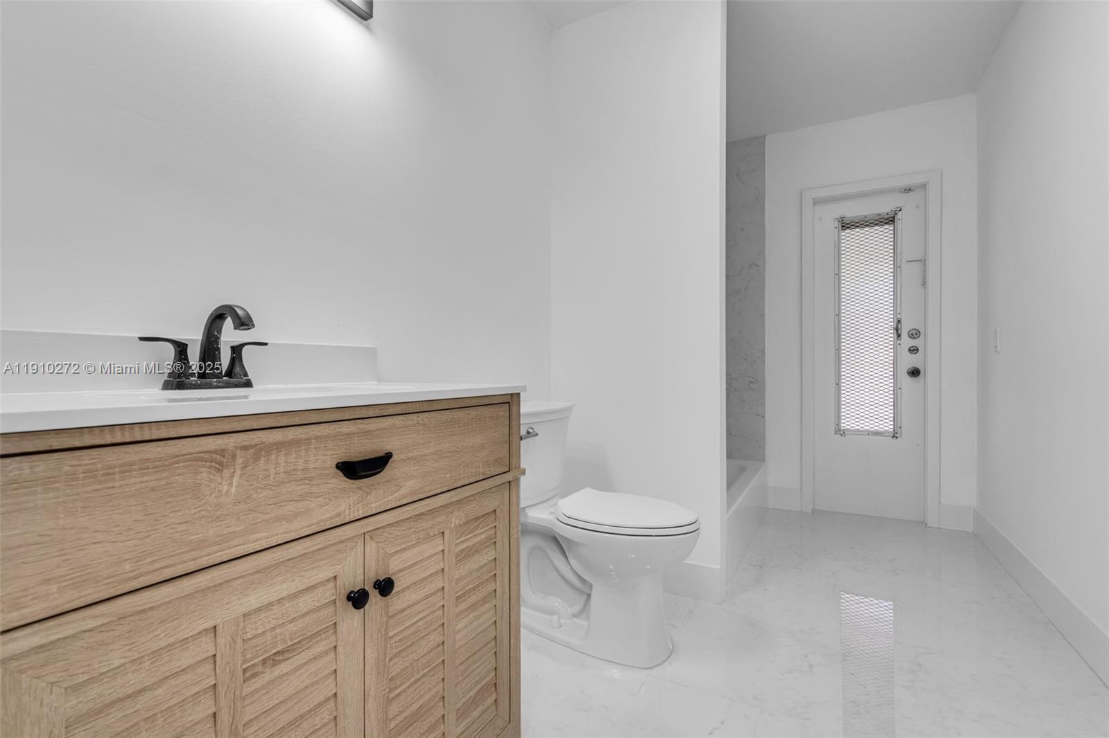 7021 SW 107th St Pinecrest, FL 33156