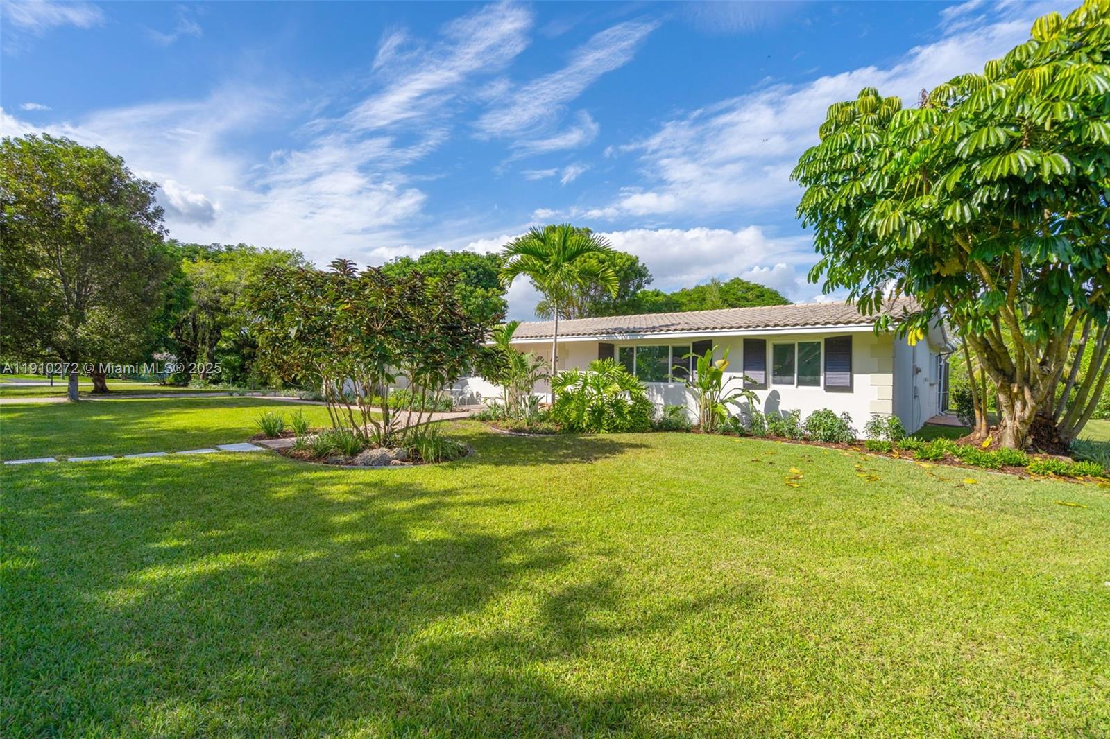 7021 SW 107th St Pinecrest, FL 33156