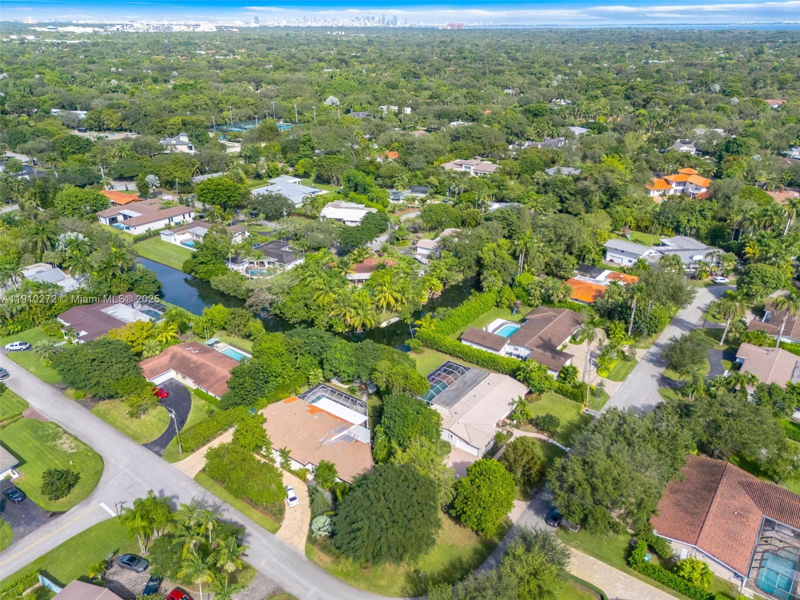 7021 SW 107th St Pinecrest, FL 33156
