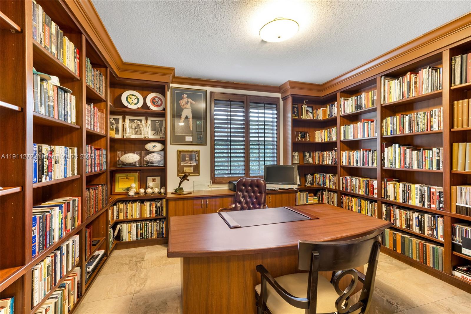 7250 SW 99th St Pinecrest, FL 33156