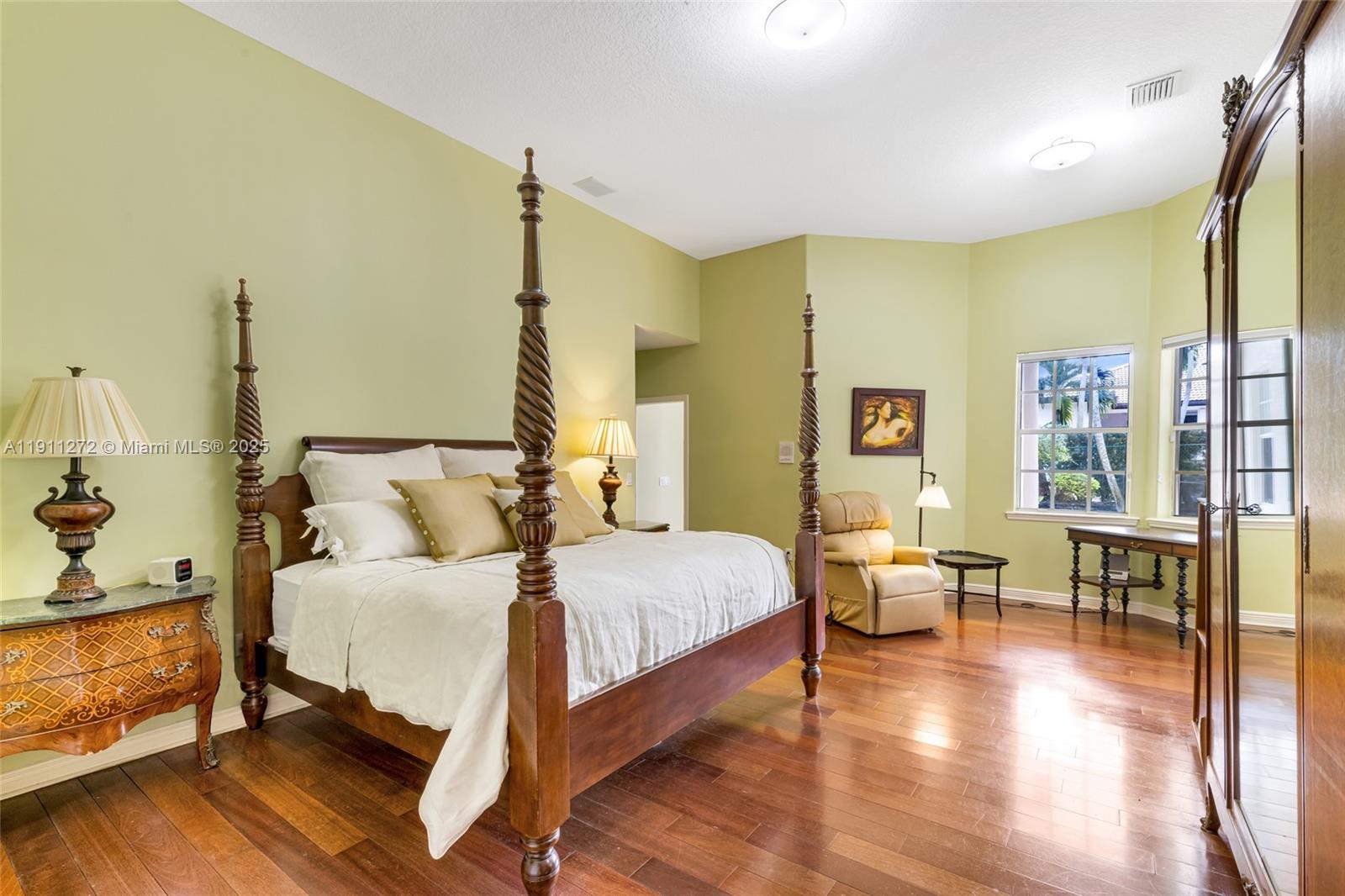 7250 SW 99th St Pinecrest, FL 33156