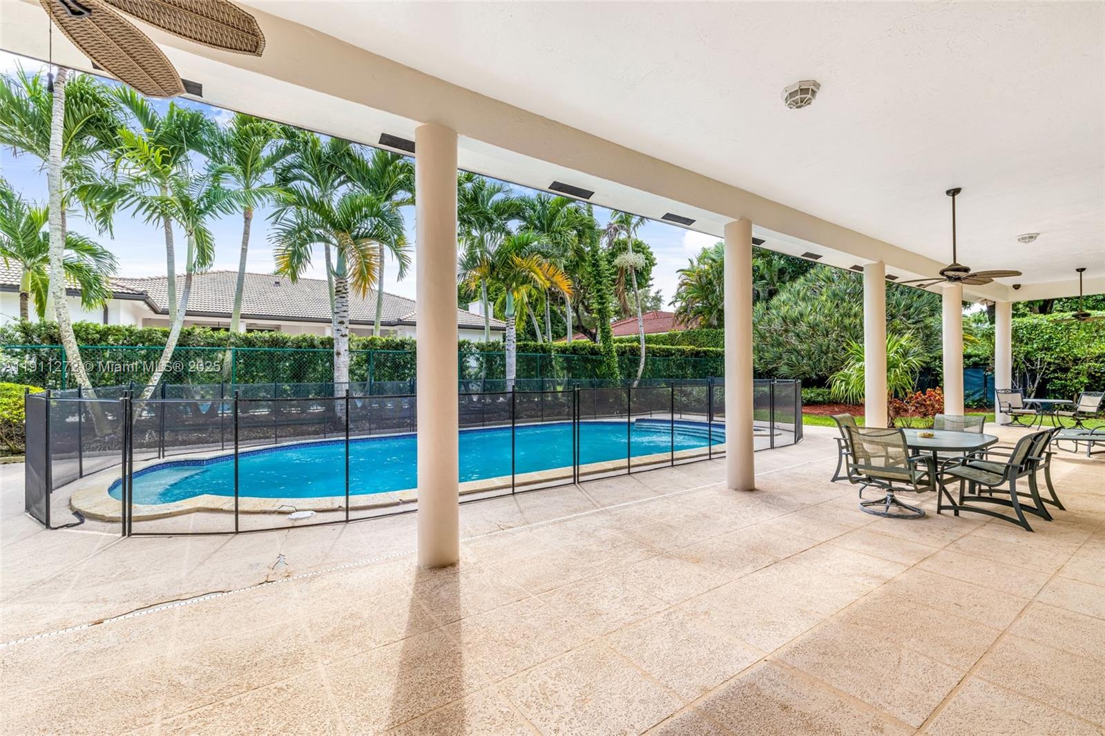 7250 SW 99th St Pinecrest, FL 33156