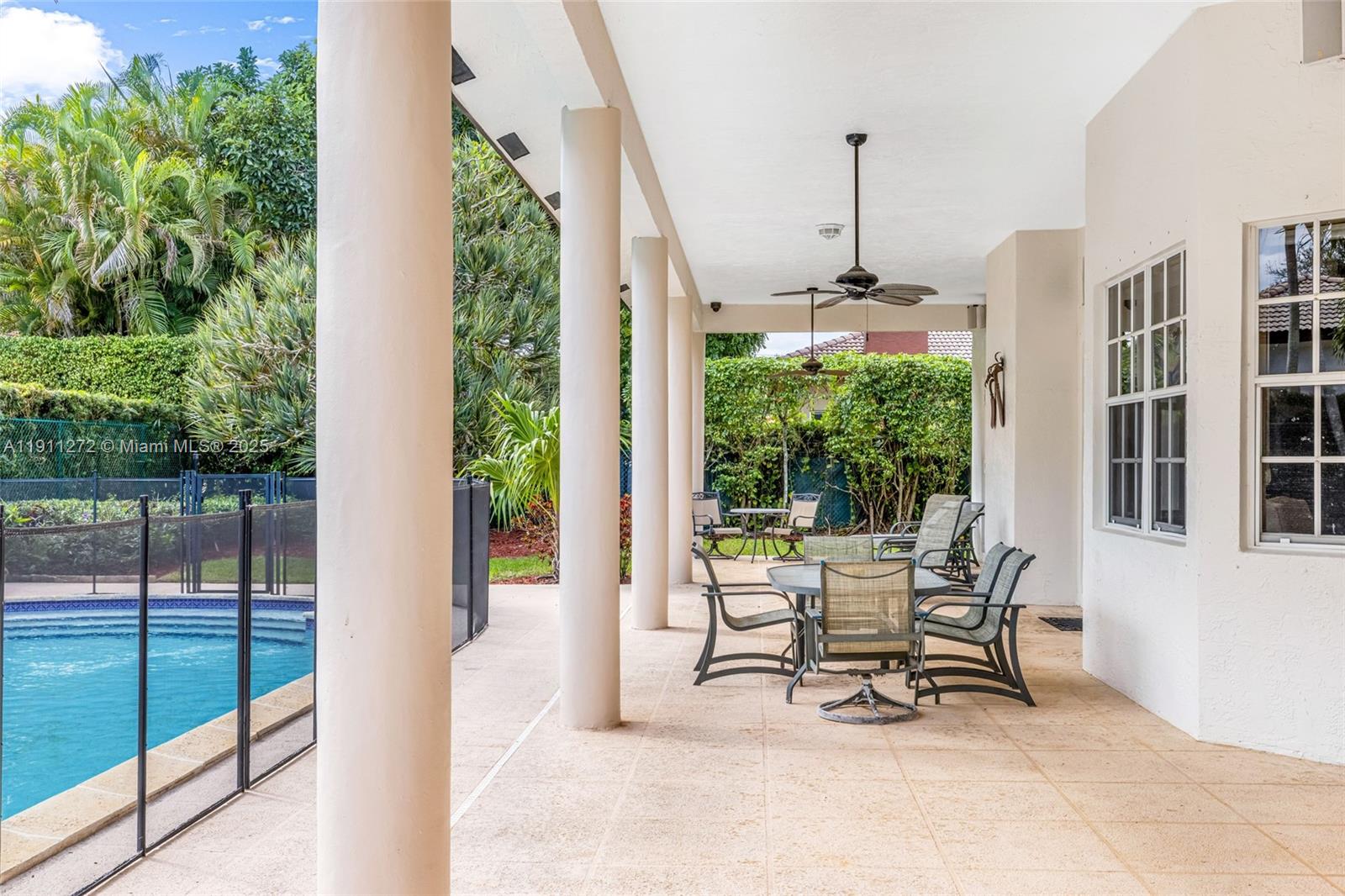 7250 SW 99th St Pinecrest, FL 33156