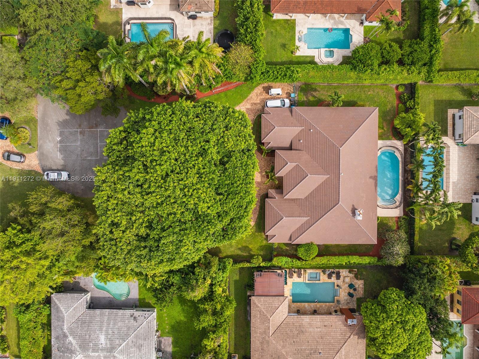 7250 SW 99th St Pinecrest, FL 33156