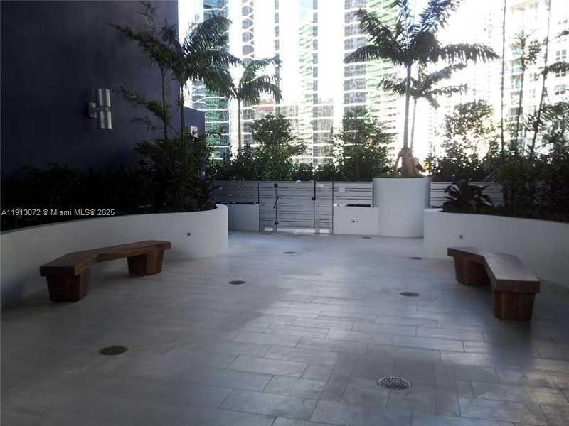 1300 Brickell Bay Dr #2400 Miami, FL 33131