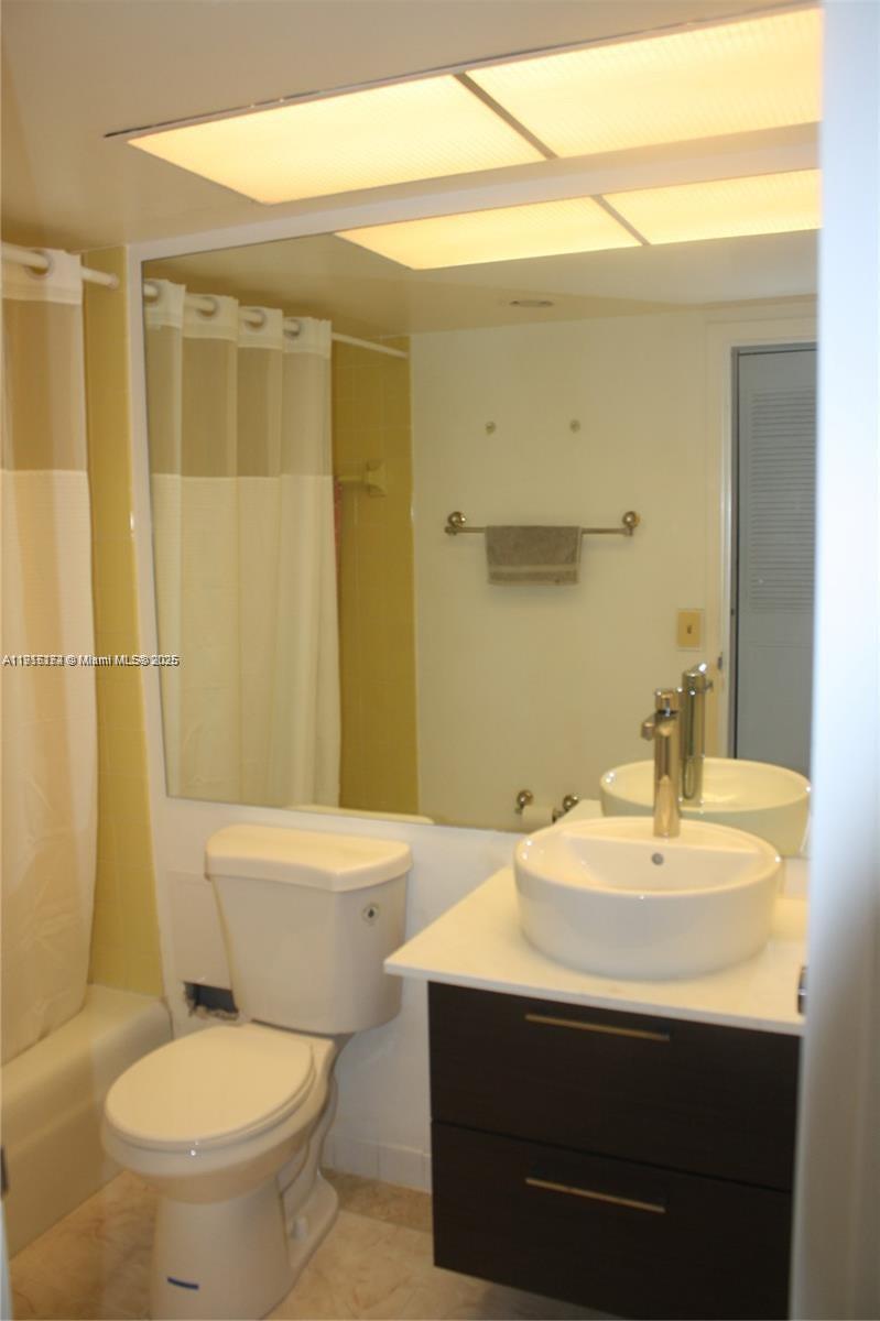 image Winston Towers 10028