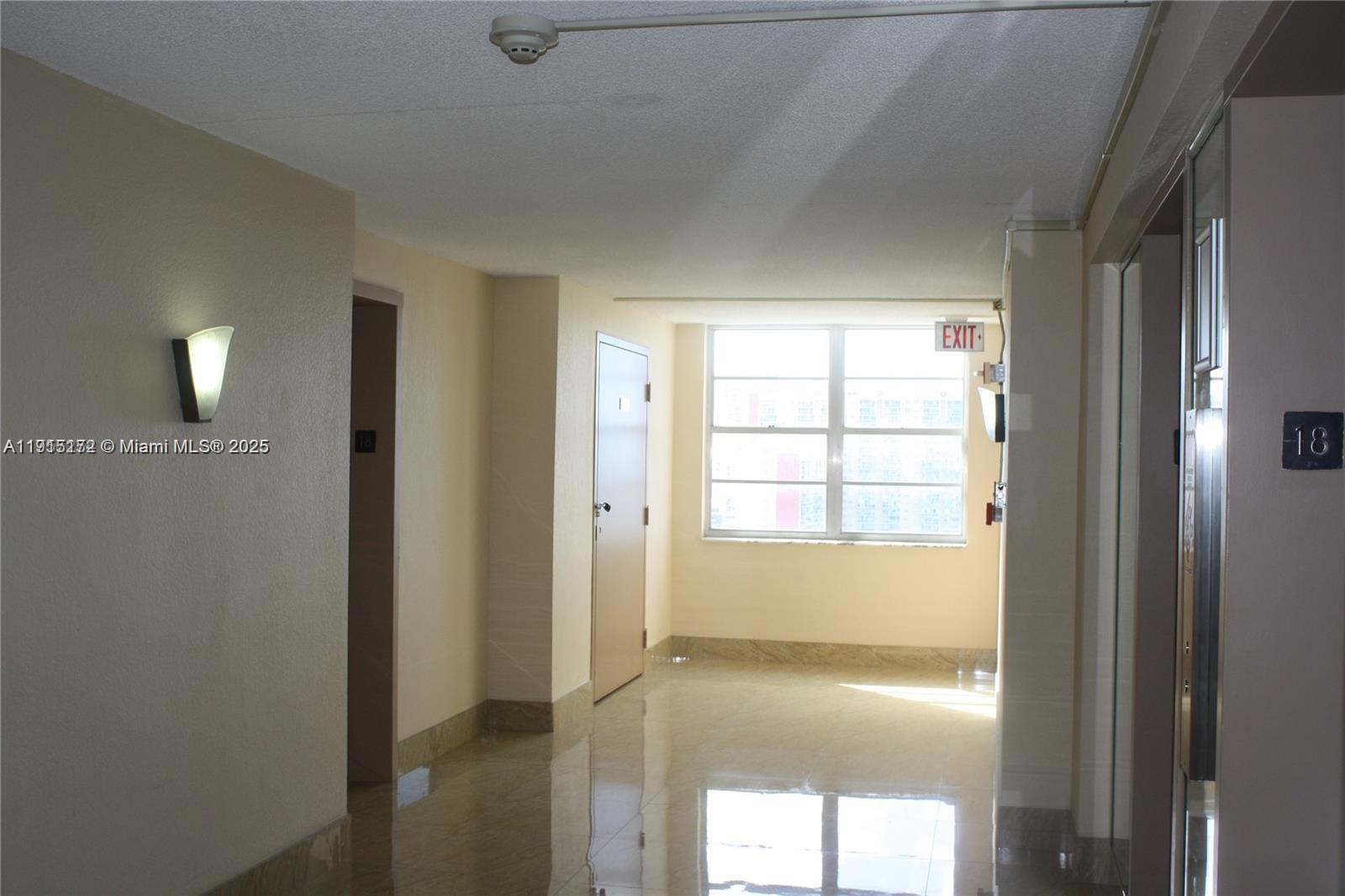 image Winston Towers 10030