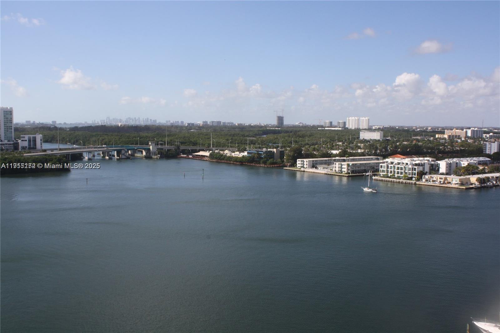 image Winston Towers 10032