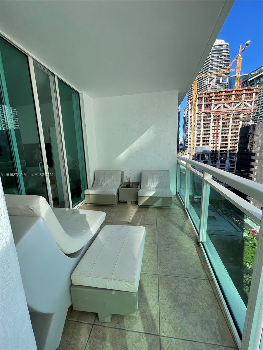 951 Brickell Ave #1700