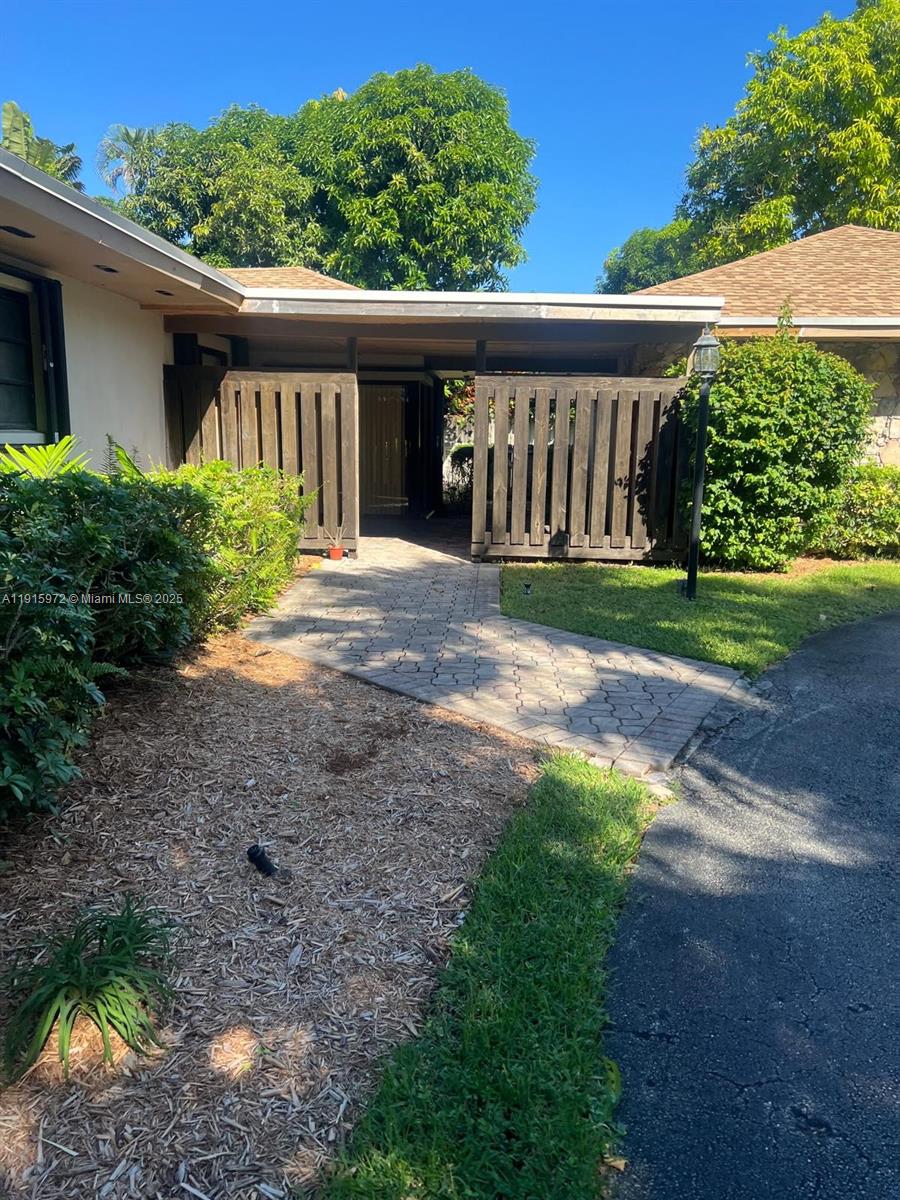 15804 SW 82nd Ct Palmetto Bay, FL 33157