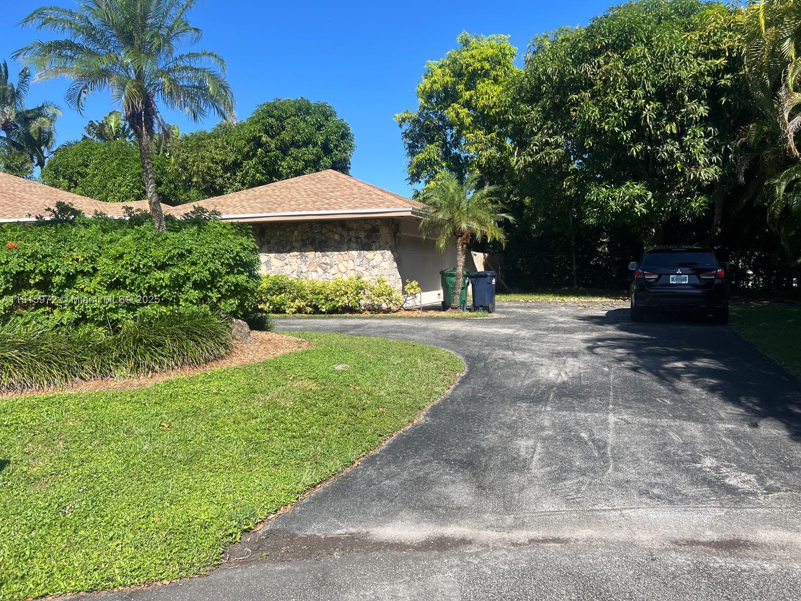 15804 SW 82nd Ct Palmetto Bay, FL 33157