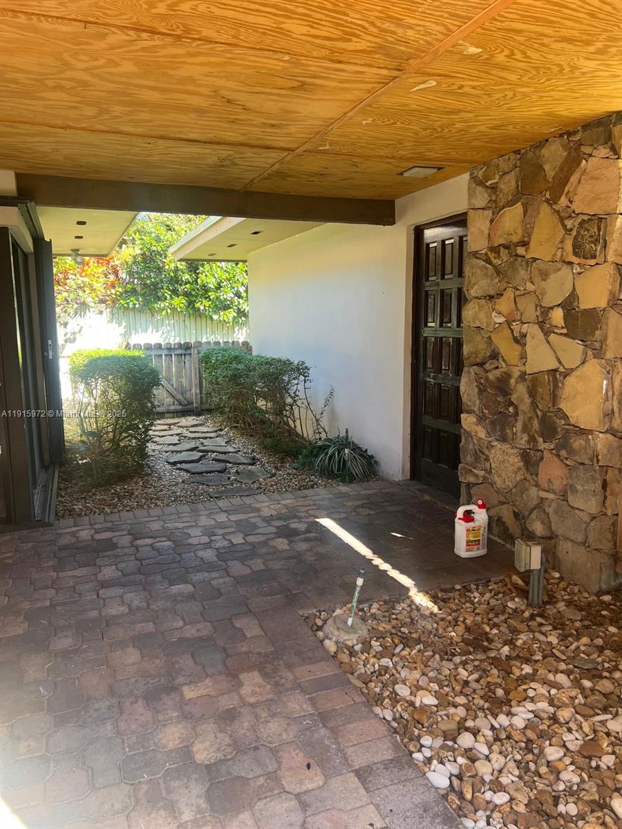 15804 SW 82nd Ct Palmetto Bay, FL 33157