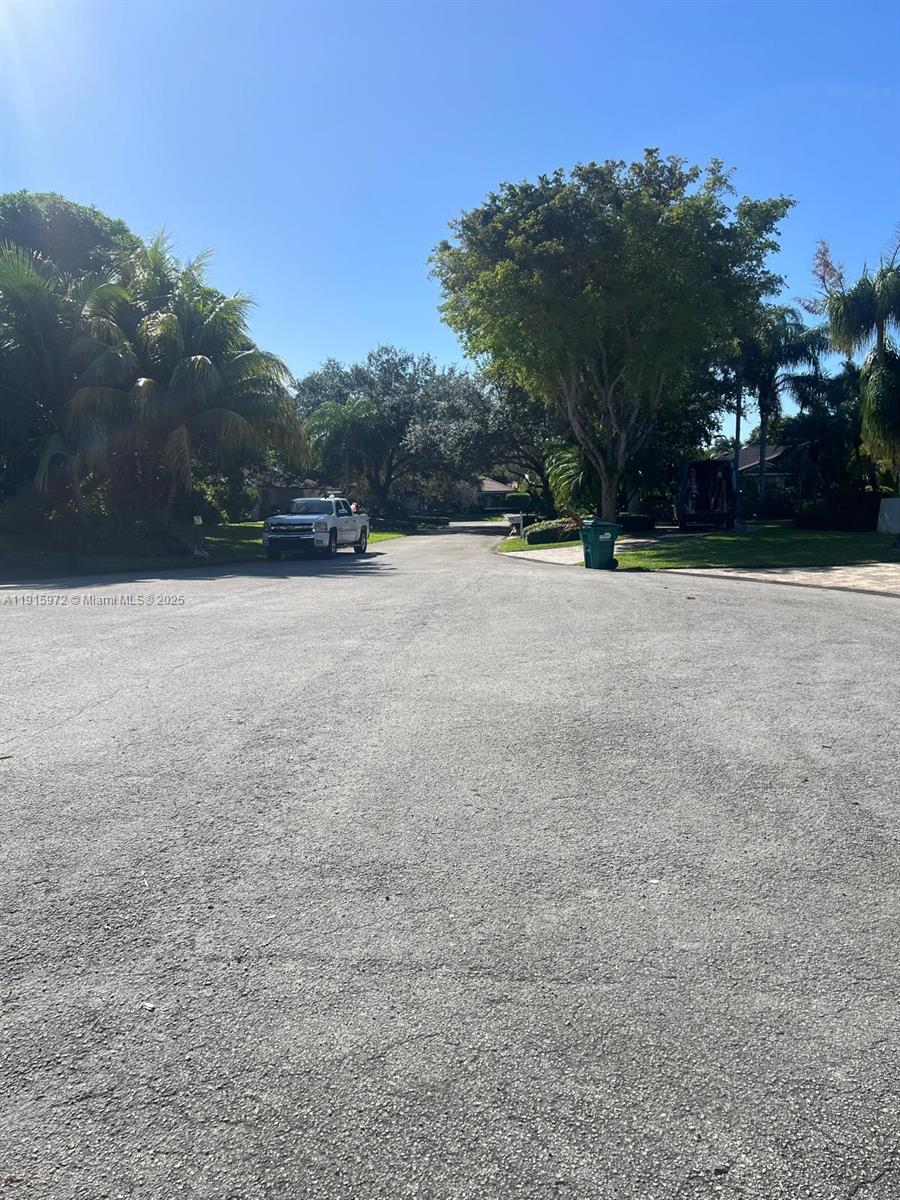 15804 SW 82nd Ct Palmetto Bay, FL 33157